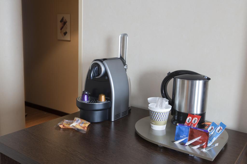 Hotel Mercure Rennes Cesson Habitación foto