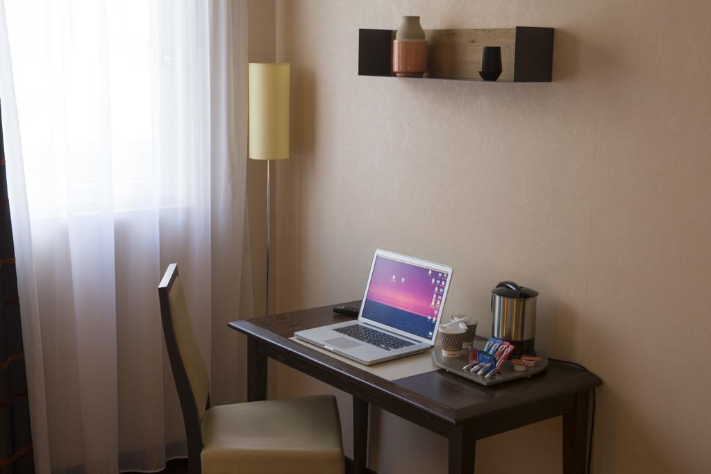 Hotel Mercure Rennes Cesson Habitación foto
